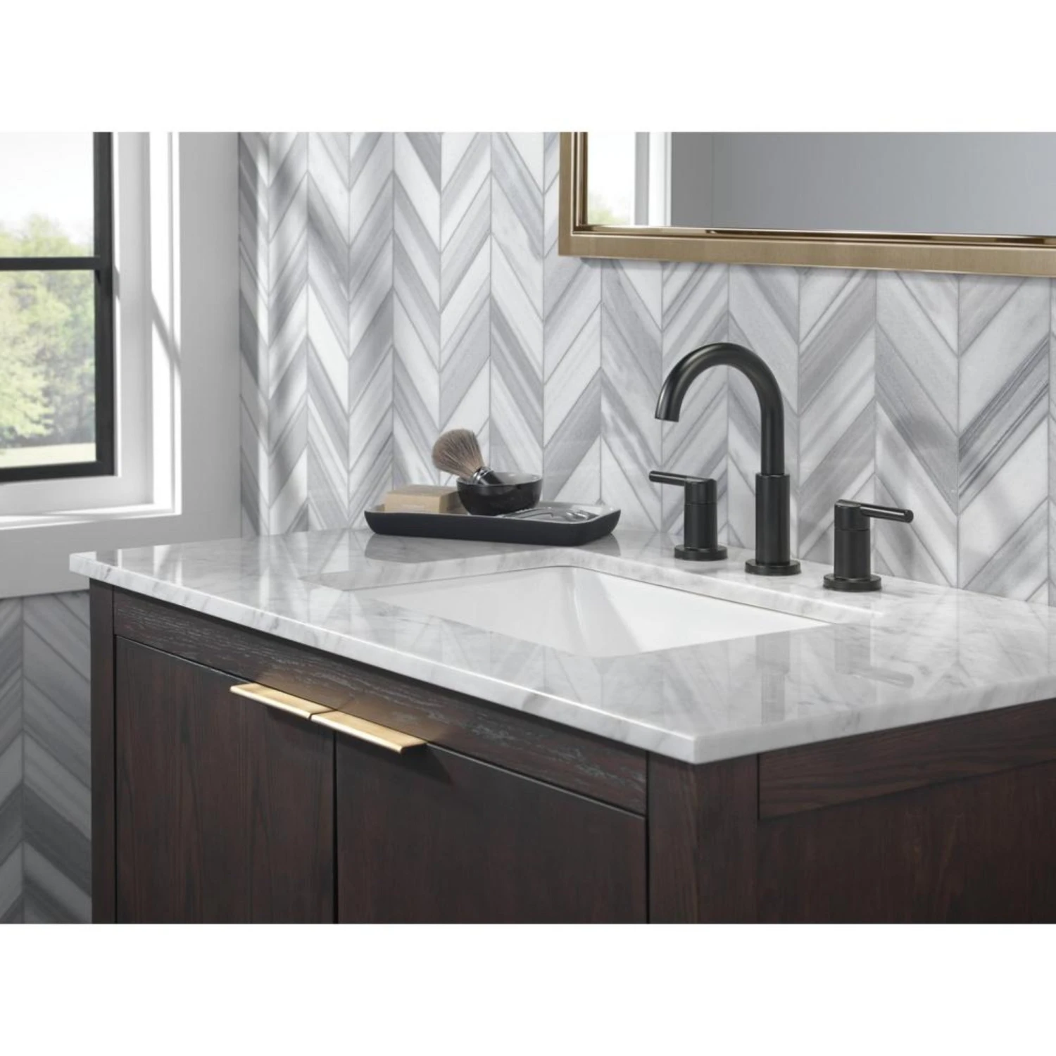 Delta NICOLI® TWO-HANDLE WIDESPREAD ARC SPOUT BATHROOM FAUCET 8 Delta NICOLI® TWO-HANDLE WIDESPREAD ARC SPOUT BATHROOM FAUCET - Image 8