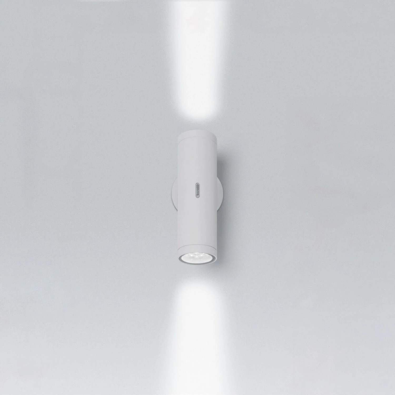 Artemide CALUMET DUAL 8-INCH WALL LIGHT 1 Artemide CALUMET DUAL 8-INCH WALL LIGHT