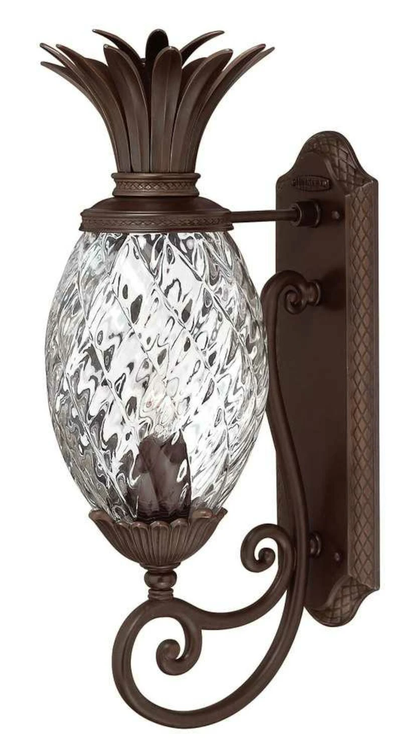 PLANTATION SMALL WALL MOUNT LANTERN 1 PLANTATION SMALL WALL MOUNT LANTERN