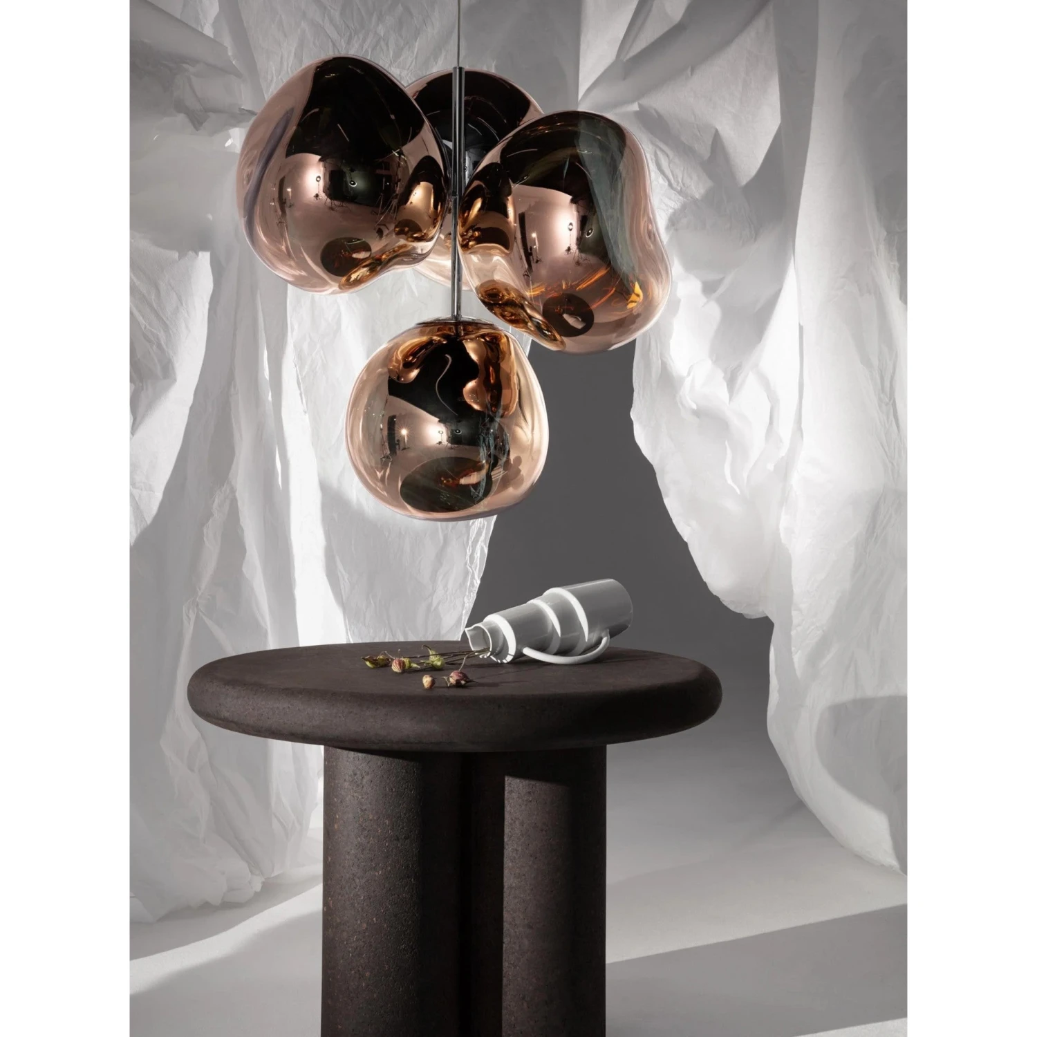 Tom Dixon MELT LED CHANDELIER (MULTIPLE SIZES) 6 Tom Dixon MELT LED CHANDELIER (MULTIPLE SIZES) - Image 6